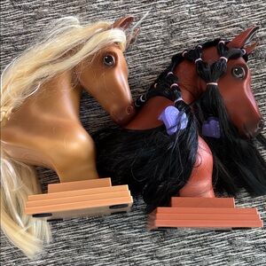 Bayer Mane Beauty horse head beautiful condition.